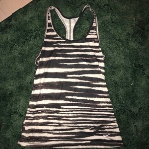 Nike tank